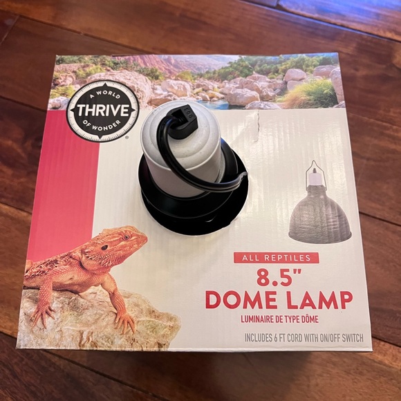 8.5” Dome Lamp for Reptile Habitats - Picture 2 of 4